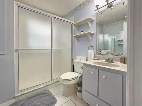 Bath - 4 Hialeah Dr, Ocala, FL 34482 photo 1 of 7