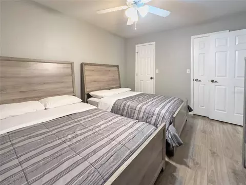 Bedroom - 4 Hialeah Dr, Ocala, FL 34482 photo 10 of 12