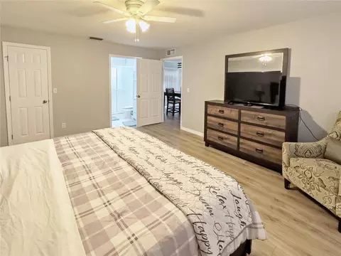 Bedroom - 4 Hialeah Dr, Ocala, FL 34482 photo 1 of 12