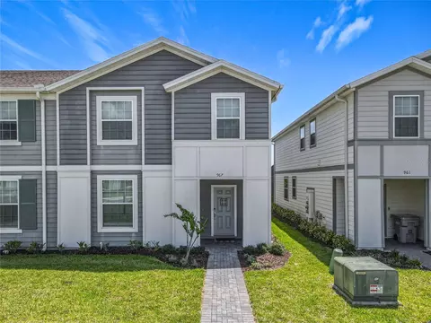 967 Paradise Dr, Davenport, FL 33897