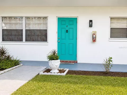 5810 21st St N #2, Saint Petersburg, FL 33714