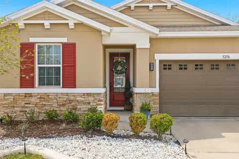 5256 Meadow Song Dr, Okahumpka, FL 34762