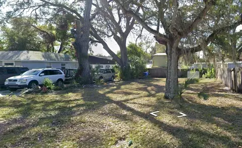 3726 19th Ave S, Saint Petersburg, FL 33711