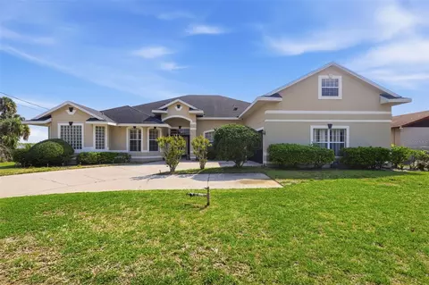 1051 Dunbar Ave, Sanford, FL 32771