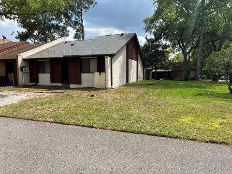 526 Palace Dr, Altamonte Springs, FL 32714
