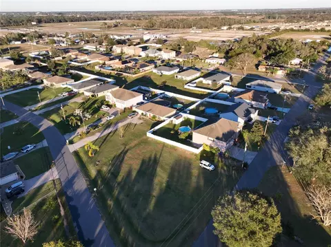View/Area - 959 Thomas Rd, Eagle Lake, FL 33839 photo 2 of 3