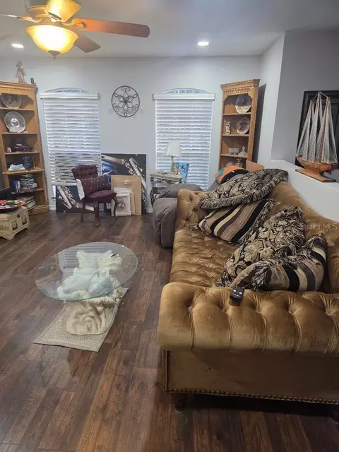 Living - 959 Thomas Rd, Eagle Lake, FL 33839 photo 4 of 4