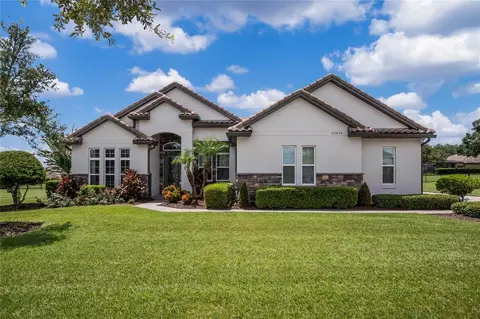 32049 Red Tail Blvd, Sorrento, FL 32776