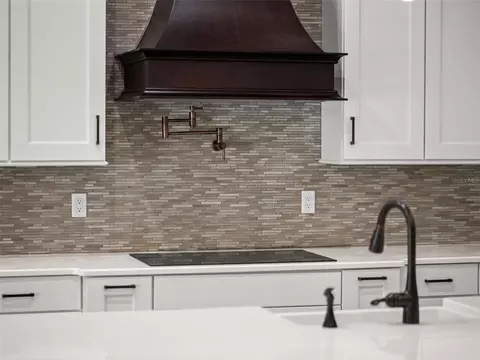 Kitchen - 34595 Seneca Reserve Dr, Eustis, FL 32736 photo 7 of 10