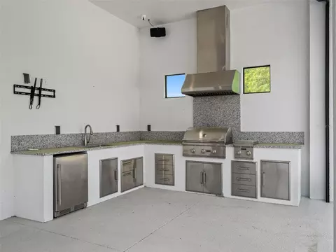 Kitchen - 34595 Seneca Reserve Dr, Eustis, FL 32736 photo 10 of 10
