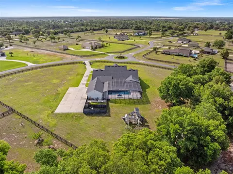 View/Area - 34595 Seneca Reserve Dr, Eustis, FL 32736 photo 6 of 7