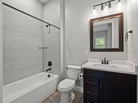 Bath - 34595 Seneca Reserve Dr, Eustis, FL 32736 photo 1 of 10