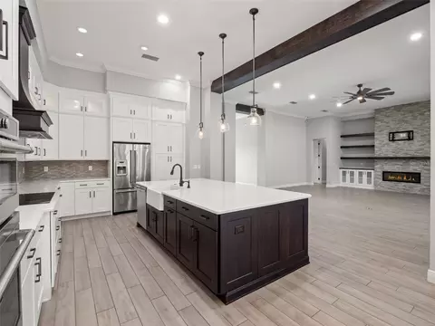 Kitchen - 34595 Seneca Reserve Dr, Eustis, FL 32736 photo 4 of 10