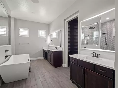 Bath - 34595 Seneca Reserve Dr, Eustis, FL 32736 photo 5 of 10