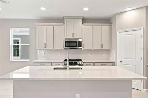 Kitchen - 1347 Lumpini St, Saint Cloud, FL 34771 photo 2 of 4