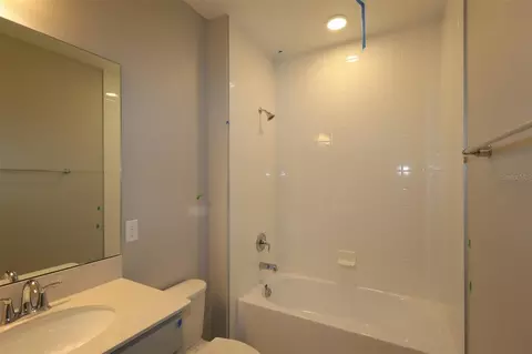 Bath - 1347 Lumpini St, Saint Cloud, FL 34771 photo 1 of 4