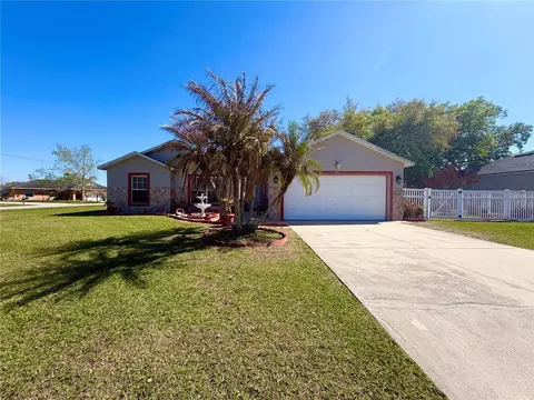 530 Finch Ln, Kissimmee, FL 34759