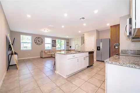 Kitchen - 963 Robin Holly St, Ocoee, FL 34761 photo 1 of 5