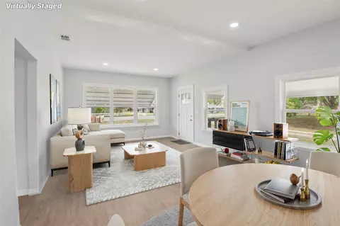 Living - 3070 E Central Ave, Bartow, FL 33830 photo 3 of 5