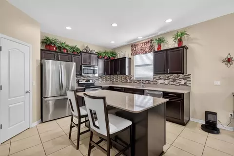 Kitchen - 4008 Eternity Cir, Saint Cloud, FL 34772 photo 1 of 3