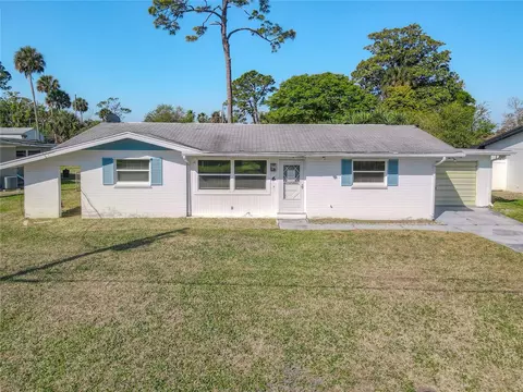 6 Fairway Cir, New Smyrna Beach, FL 32168