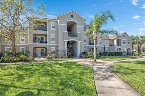 6542 Swissco Dr #825, Orlando, FL 32822