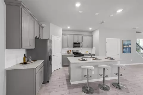 Kitchen - 2765 Franklin Rd, Saint Cloud, FL 34771 photo 2 of 4