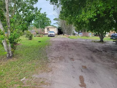 5345 Topeka Ave, Saint Cloud, FL 34773