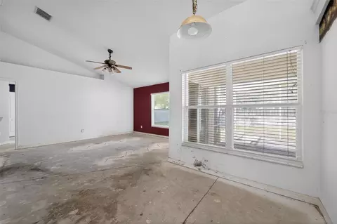 Living - 2518 Maywood St, Eustis, FL 32726 photo 4 of 6