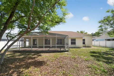 Exterior - 2518 Maywood St, Eustis, FL 32726 photo 5 of 8