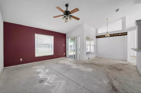 Living - 2518 Maywood St, Eustis, FL 32726 photo 5 of 6