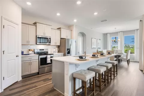 Kitchen - 2079 Ashwood Bluff Dr, Ocoee, FL 34761 photo 7 of 7