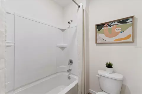 Bath - 5264 Masser Rd, Saint Cloud, FL 34772 photo 2 of 3