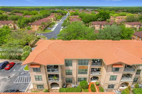 910 Charo Pkwy #311, Davenport, FL 33897