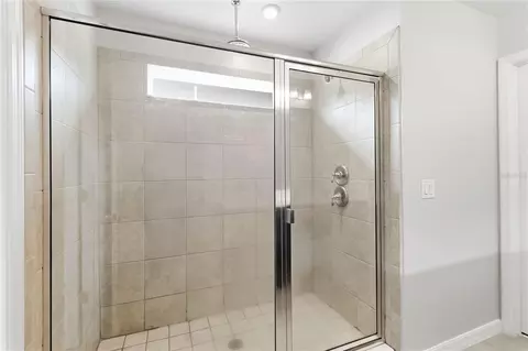 Bath - 1545 Wynell St, Saint Cloud, FL 34771 photo 2 of 4