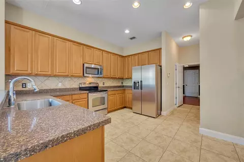 Kitchen - 5459 Rishley Run Way, Mount Dora, FL 32757 photo 3 of 3