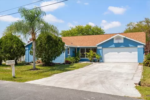 760 Del Prado Dr, Kissimmee, FL 34758