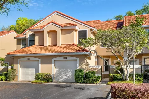 1010 Winderley Pl #127, Maitland, FL 32751