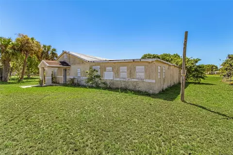 23090 Railroad Ave, Alva, FL 33920