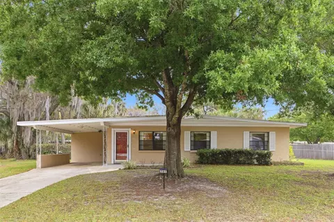701 Cherokee Cir, Sanford, FL 32773