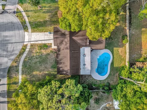 2 Hudson Cv, Longwood, FL 32750