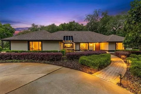 100 Milinda Ln, Oviedo, FL 32765