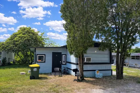 30 Wafford St, Umatilla, FL 32784