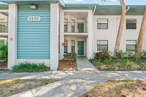 4401 46th Ave W #102, Bradenton, FL 34210