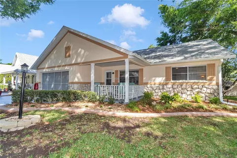 8787 SW 90th Ln #E, Ocala, FL 34481