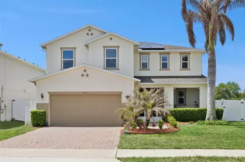 3177 Bayou Ln, Tavares, FL 32778