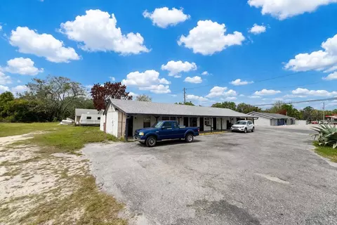 617 E Myers Blvd, Mascotte, FL 34753