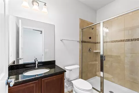 Bath - 30139 Hackney Loop, Mount Dora, FL 32757 photo 2 of 4