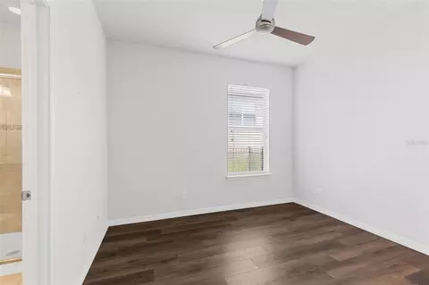 Bedroom - 30139 Hackney Loop, Mount Dora, FL 32757 photo 2 of 4