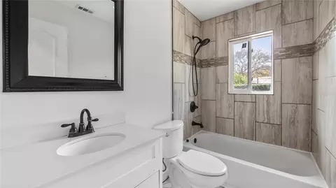 Bath - 471 Northern Durango Ave, Ocoee, FL 34761 photo 1 of 1